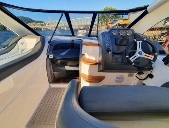 TRITON 350 3