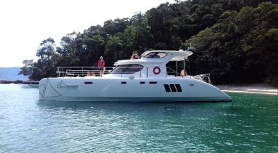 Catamarã em Mangaratiba